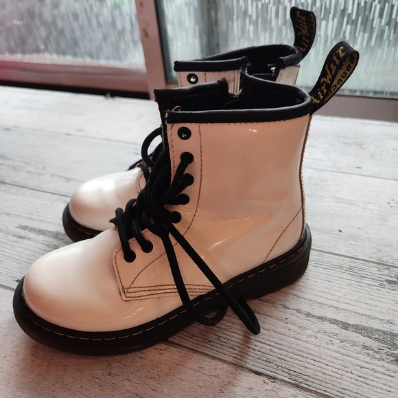 White Doc Martens kids US 13 - Picture 4 of 4